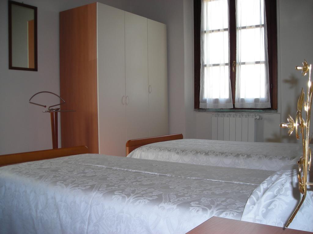 Agriturismo Cascina Roma Ozzero Oda fotoğraf